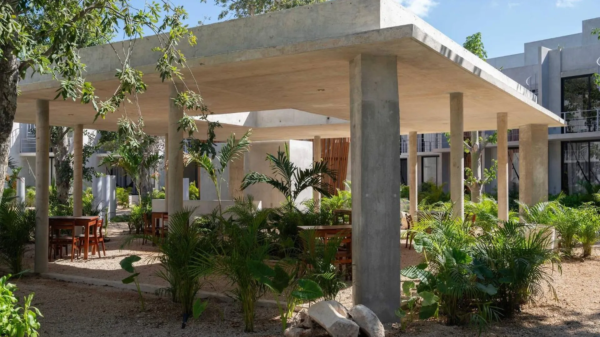 504 Seremonia Selva Private Pool New Apartment King Bed Wifi Tulum